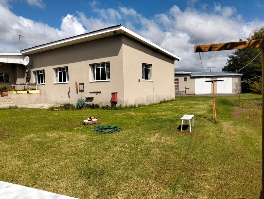 6 Bedroom Property for Sale in Colesberg Northern Cape